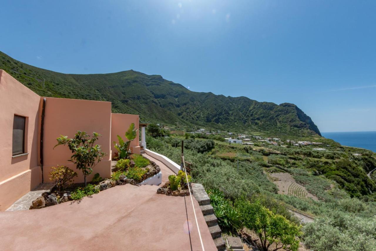 Agriturismo Al Cappero Malfa  Luaran gambar